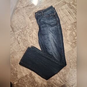 Woman's Levis Blue jeans Stright Leg Size 10